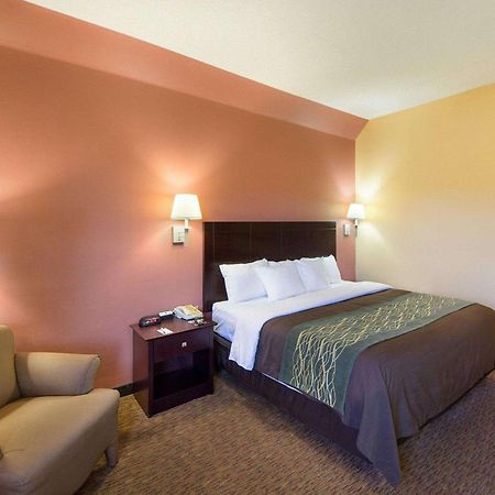 Comfort Inn Near Medical Center Mission Extérieur photo