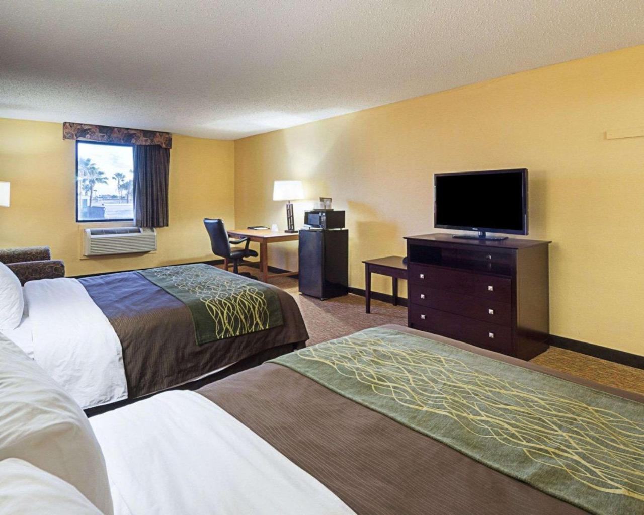 Comfort Inn Near Medical Center Mission Extérieur photo